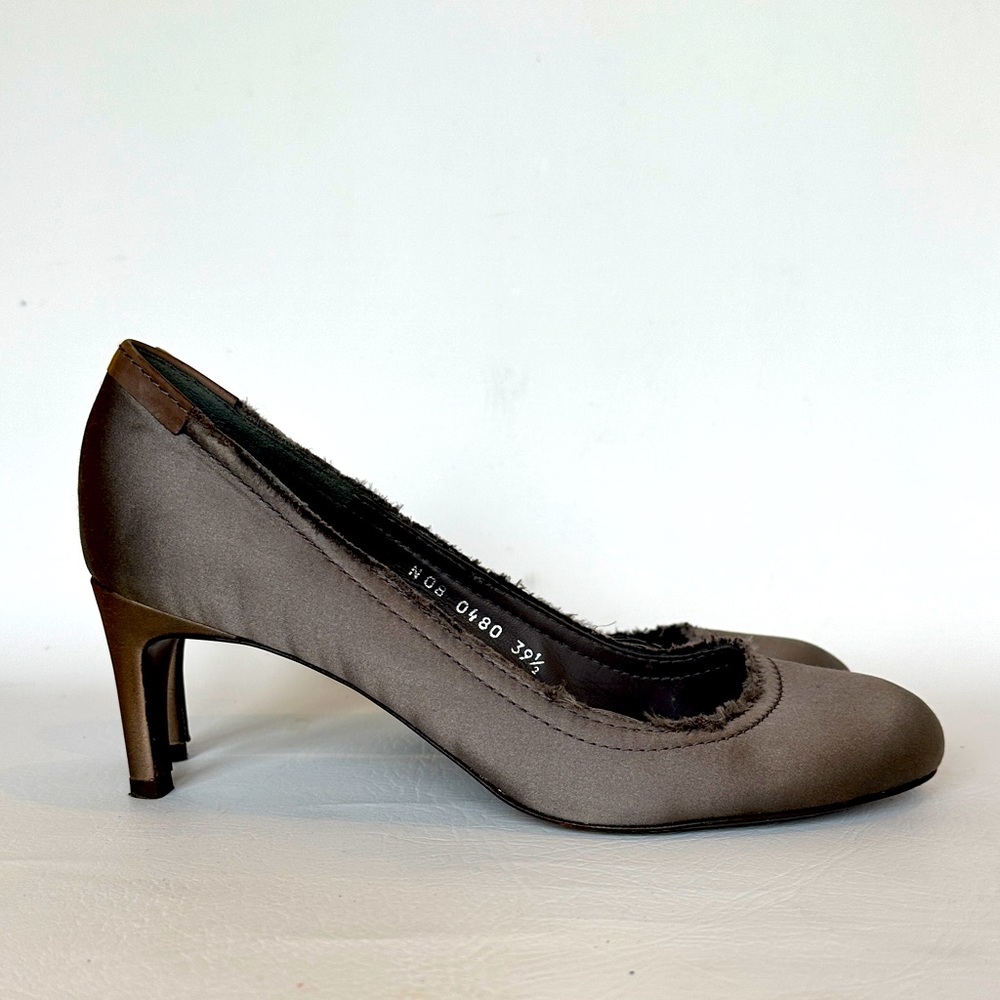 Pedro Garcia Satin frayed edge heels